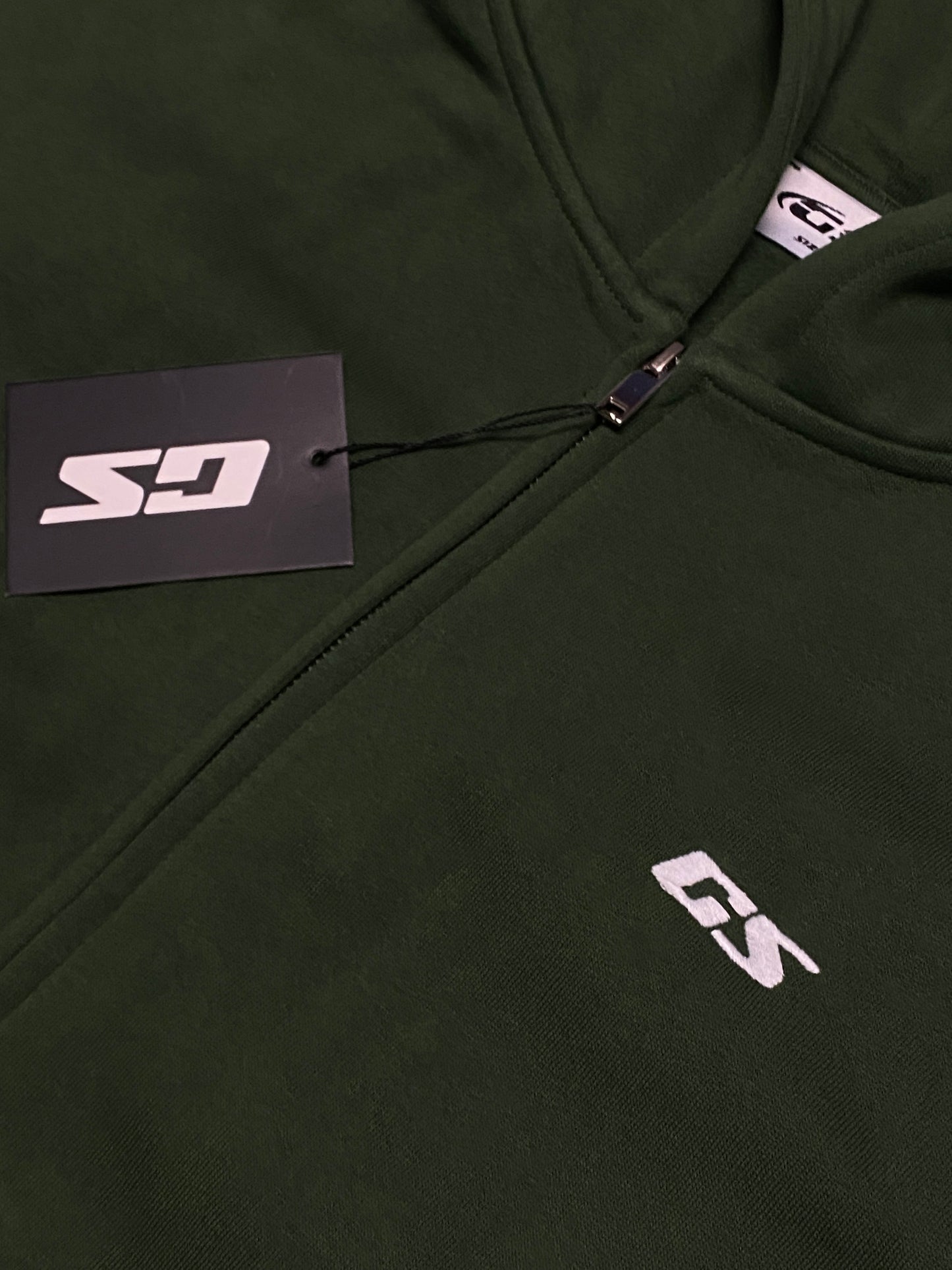 DARK GREEN ZIPPER
